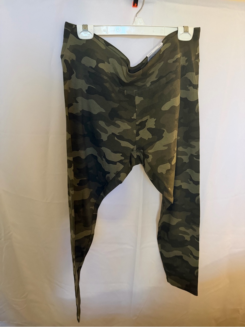 Sonoma women’s Camo Leggings — Olive Green Camouflage